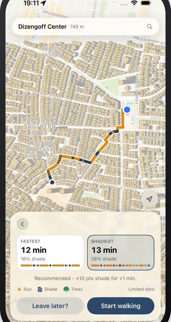 Tzel comparing a 12-minute fastest route with a shadier 13-minute route to Dizengoff Center